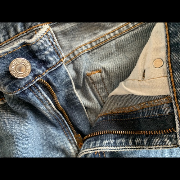 Levi’s Denim - size 34 - Picture 5 of 12
